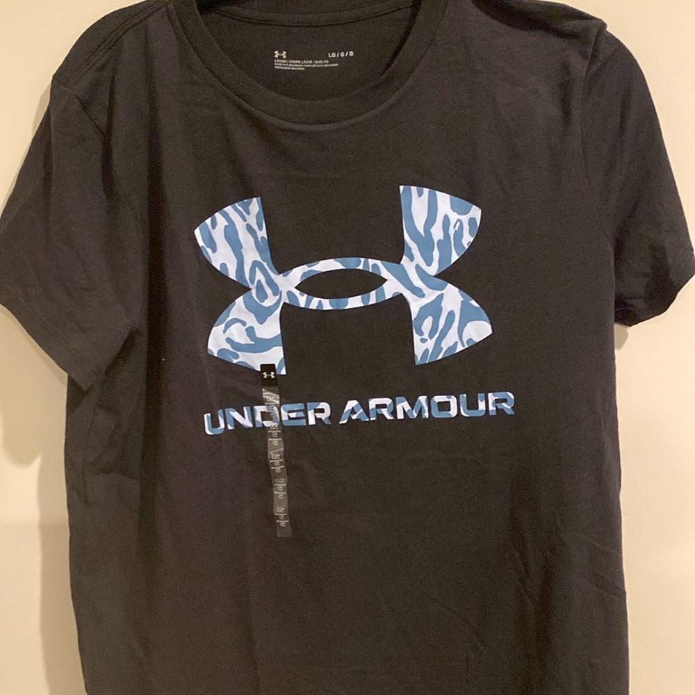 New Under Armour tee shirts